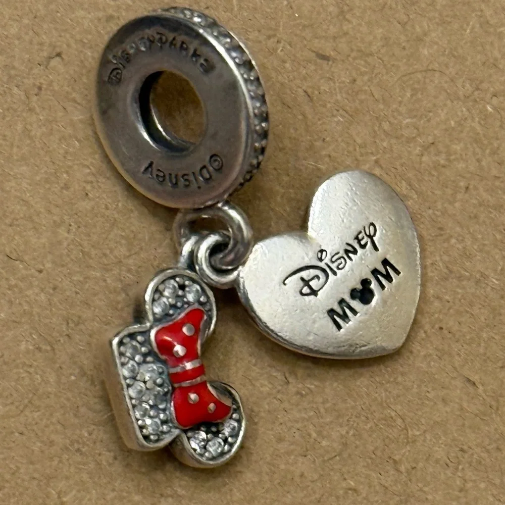 Pandora x Disney Minnie Mouse “Disney Mom” Heart Dangle Charm - Picture 5 of 5
